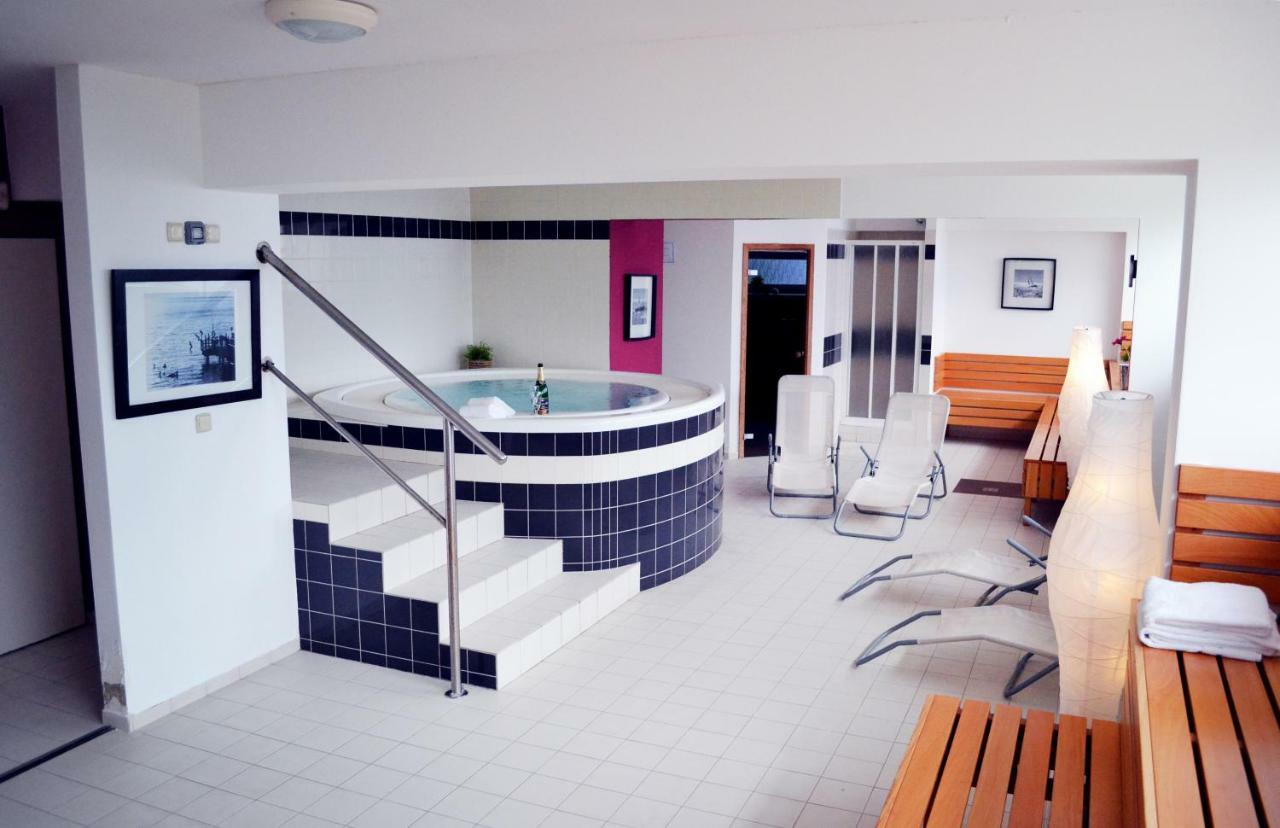 Hotel S-Centrum Бенешов Экстерьер фото